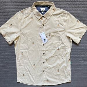 Vissla short sleeve button up shirt ☀️